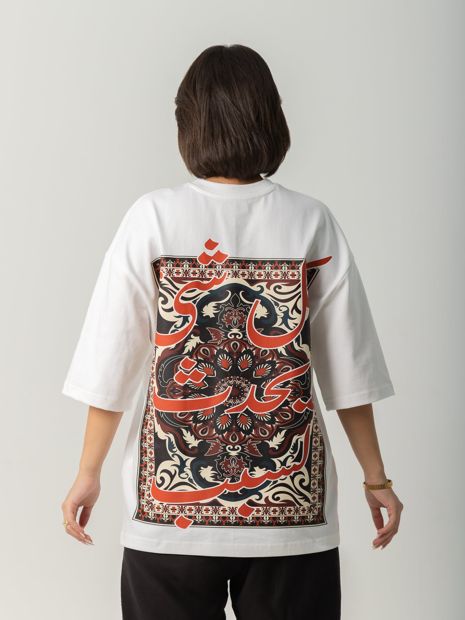 "Kol Shai2" - White - Oversized T-shirt - Women